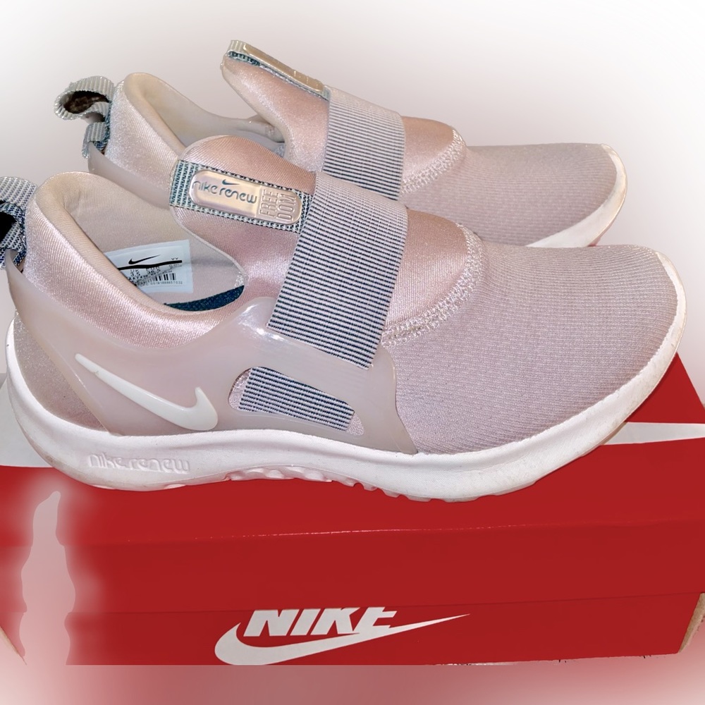 Nike running shoes Women’s Nike shoes Nike Shoes